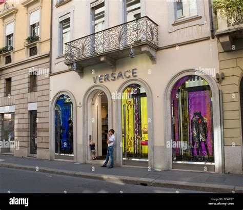 via gesu montenapoleone versace|versace store.